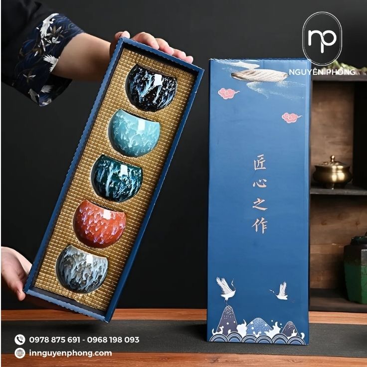 Mẫu hộp đựng chén sứ tạo ấn tượng từ cái nhìn đầu tiêu